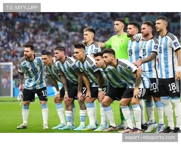 恩佐与德保罗：阿根廷中场双核的战术分工与协同机制解析