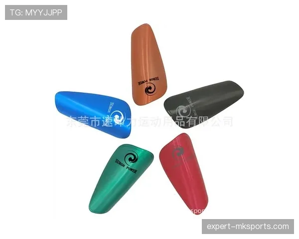 护腿板要求及其在足球比赛中裁判判罚标准详解